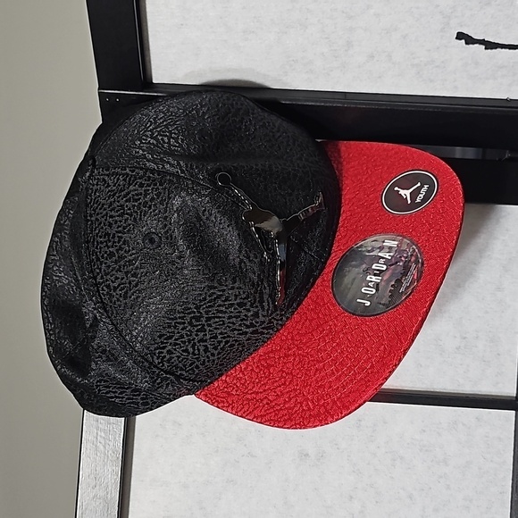 Jordan Jumpman‎ Black Red Hat Youth - Picture 10 of 10